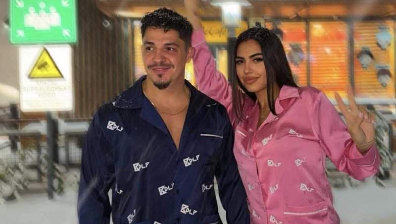 Bogdan de la Ploiești și Vanessa, cu perne și pătură în zăpadă, în plină noapte! Au purtat doar pijamale