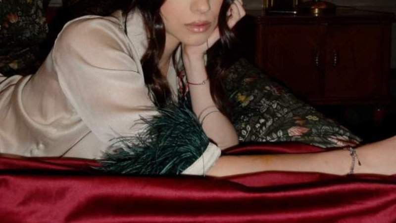 Artistă din România, blocată pe TikTok până în 2031! De ce nu are voie să mai facă live-uri