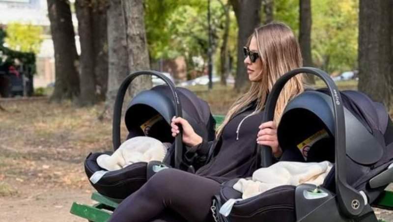 Gemenii Roxanei Nemeș au împlinit 5 luni. Cum au fost sărbătoriți Ania și Zain