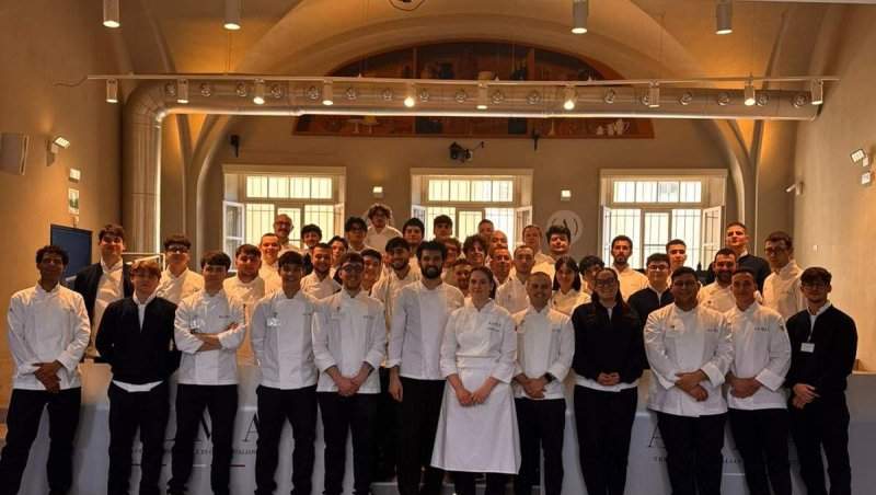 Chef Richard Abou Zaki, invitat de prestigioasa școală culinară ALMA să țină o lecție despre viziunea lui asupra gastronomiei contemporane