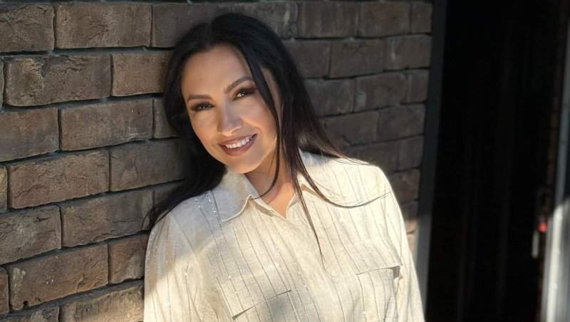 Imagini rare cu Andra! Cum arăta artista înainte să devină celebră