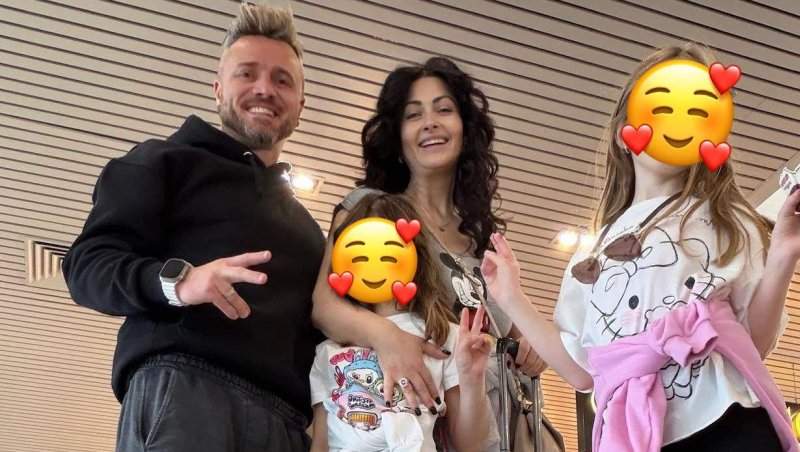 Gabriela Cristea și familia au plecat în vacanță! Vedeta a renunțat la inhibiții și s-a fotografiat în costum de baie