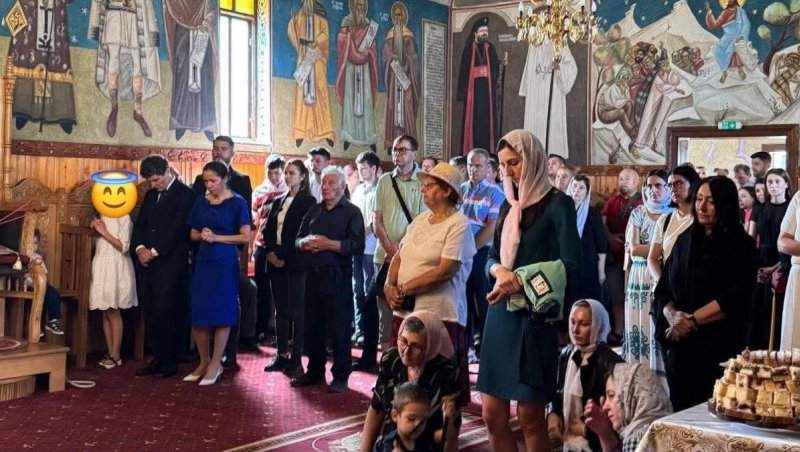 Mirabela Grădinaru și Nicușor Dan au mers la Mănăstirea Dejani de Sfânta Maria. Cum s-a îmbrăcat partenera președintelui României