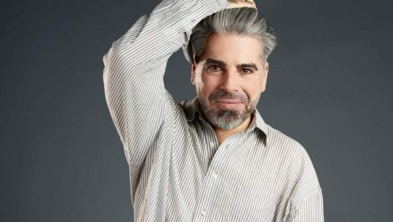 Ce frumoasă era mama lui Maurice Munteanu la Marele Bal din București. Femeia avea 22 de ani: "Minunata mea" | FOTO