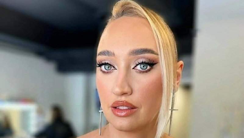 Ilona Brezoianu își duce copilul la terapie. Cu ce problemă se confruntă