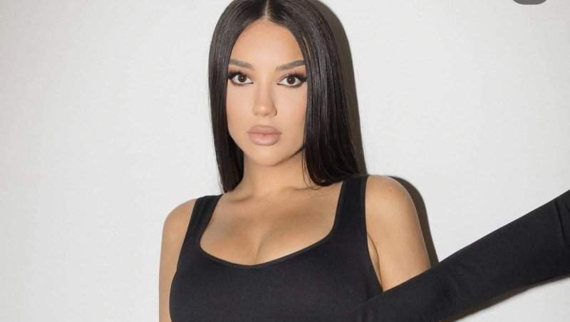 Când va trebui să nască Larisa Udilă. Influencerița a recunoscut că este puțin speriată: "M-a luat o ușoară panică"