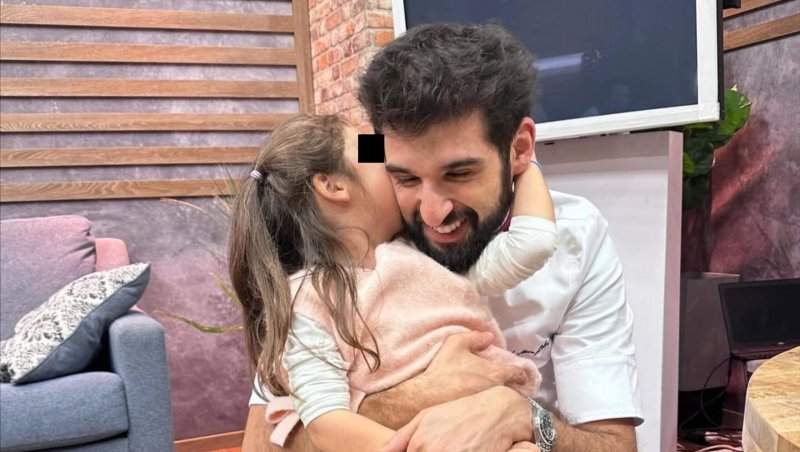 Chef Richard Abou Zaki, imagini înduioșătoare alături de fiica lui. În ce loc de suflet a dus-o pe Carlottina