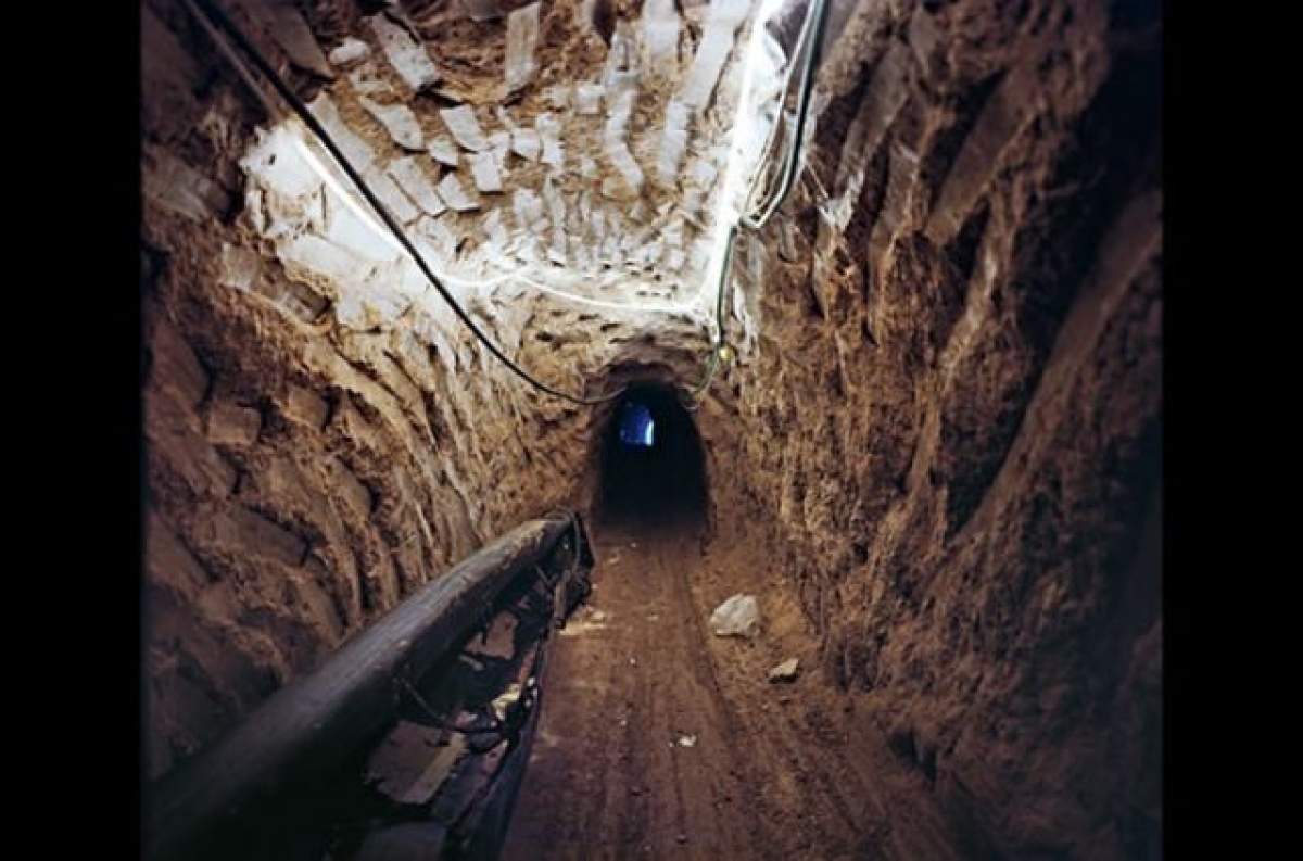 ŞOCANT!!! S-a descoperit un tunel la 18 metri sub pământ! "Aici se pun la cale actele de terorism"