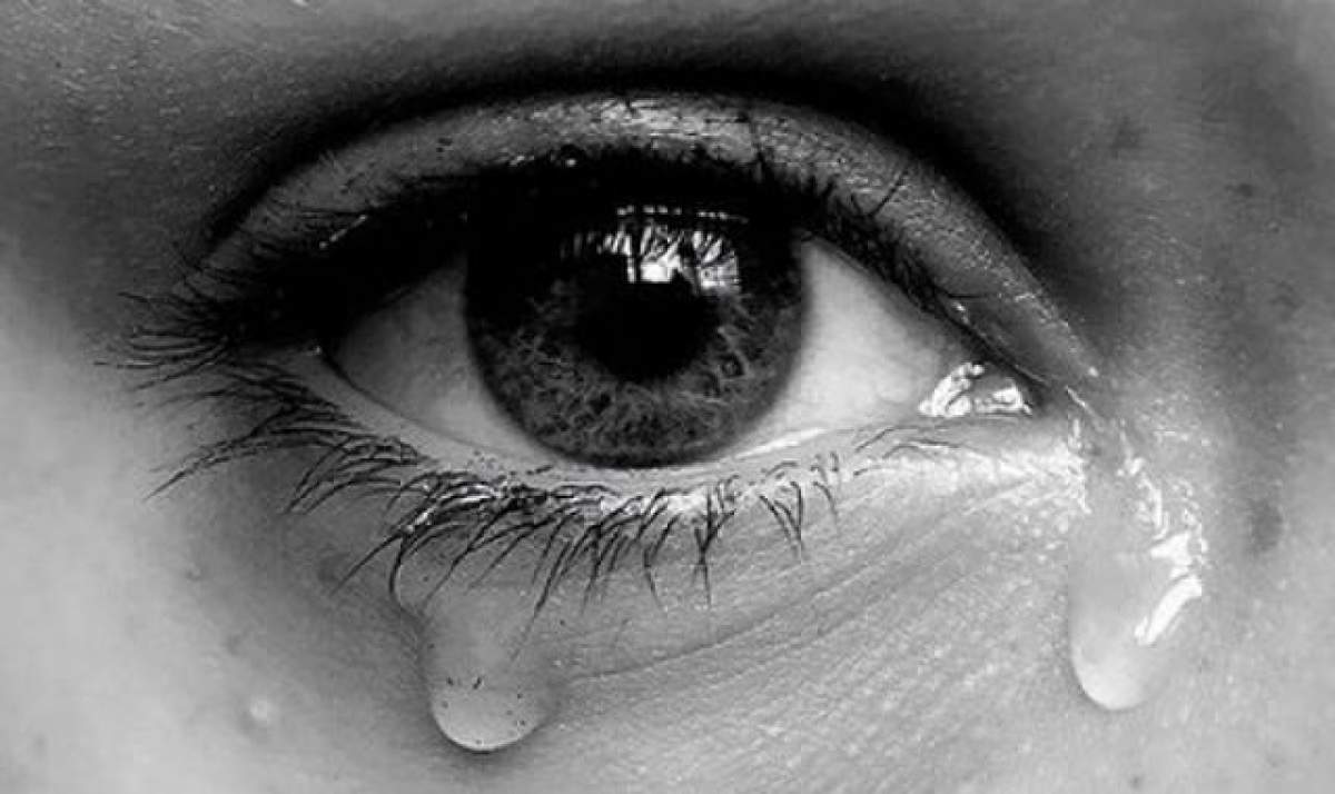 V-aţi întrebat vreodată care este compoziţia chimică a lacrimilor şi ce le stimulează? Noi vă dăm răspunsul