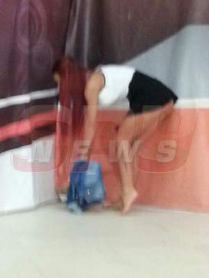 NU SE POATE AŞA CEVA! Ana Maria Mocanu s-a DEZBRĂCAT în mijlocul unui mall! Aceste fotografii pot provoca infarctul