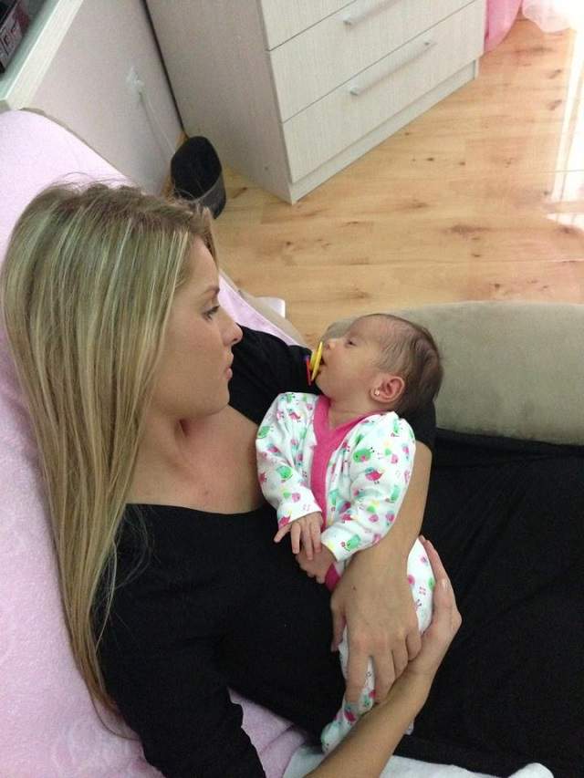 Florentina Raiciu a ascuns sarcina timp de nouă luni? Iată cum a fost surprinsă blonda