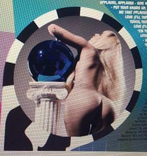 Lady Gaga, goală şi cu fundul în sus! Vezi motivul pentru care s-a pozat artista aşa!