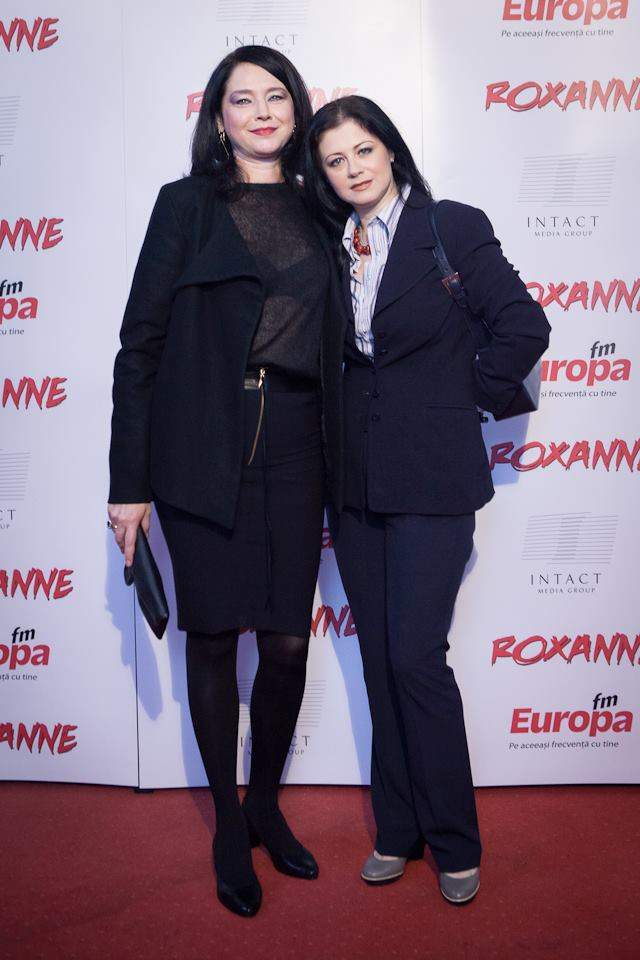 Corina Dănilă şi-a reaminit de anii tinereţii printre vechii colegi de facultate!