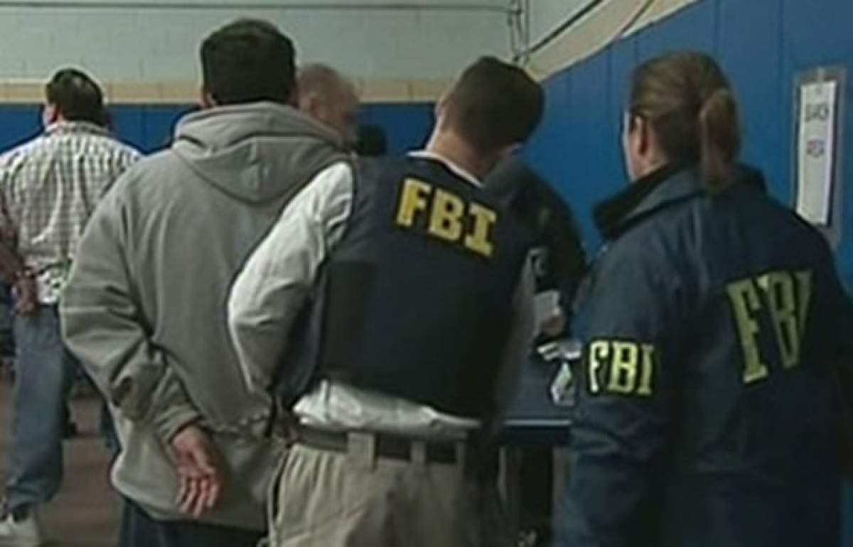 Au speriat America! Doi români săltaţi de agenţii FBI!