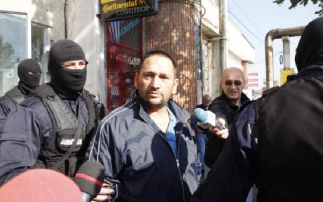 DOSAR Uite cum au poliţiştii grijă de afacerile murdare! "Să-mi spui şi mie dacă pot să fac flagrant!"