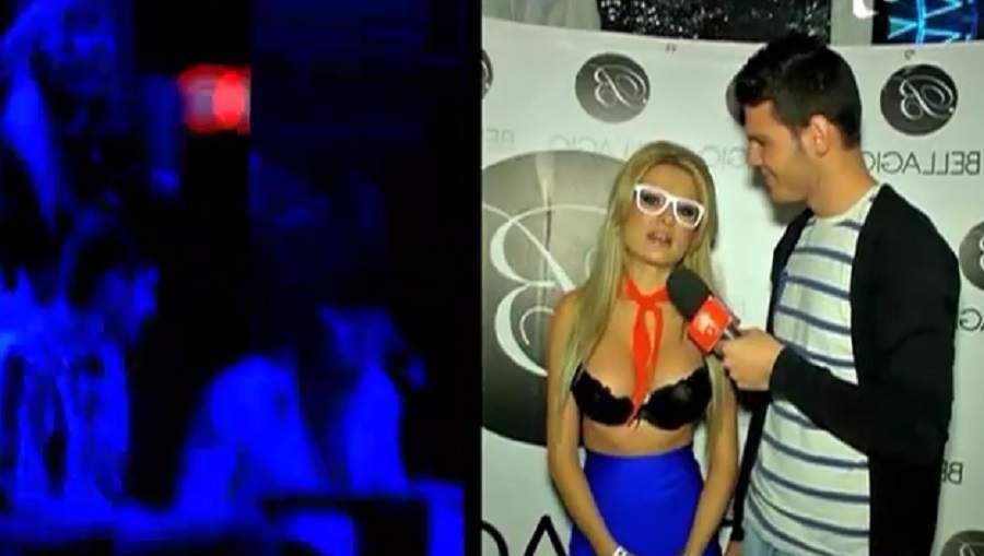 Sexy profesoara Denisa Biţă!