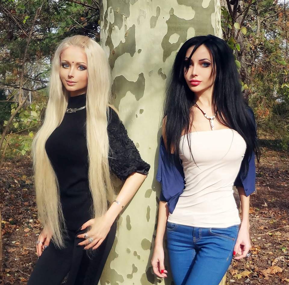 Valeria Lukyanova e istorie! Prietena ei e o adevărată bombă sexy | Galerie  Foto | Imagine 2 | Spynews.RO