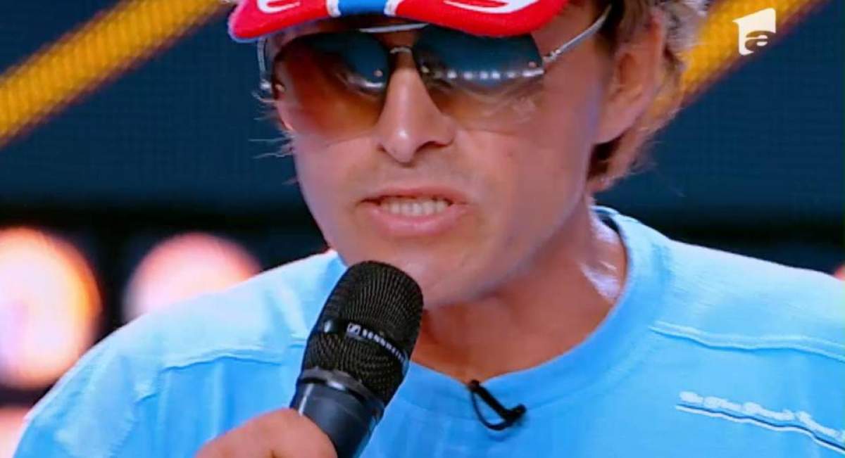 A venit la '' X Factor'' cu ochelari de soare să impresioneze, dar a dat-o în bară / VIDEO