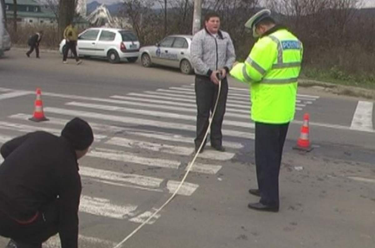 Doi copii şi bunica au fost loviţi pe trecerea de pietoni!