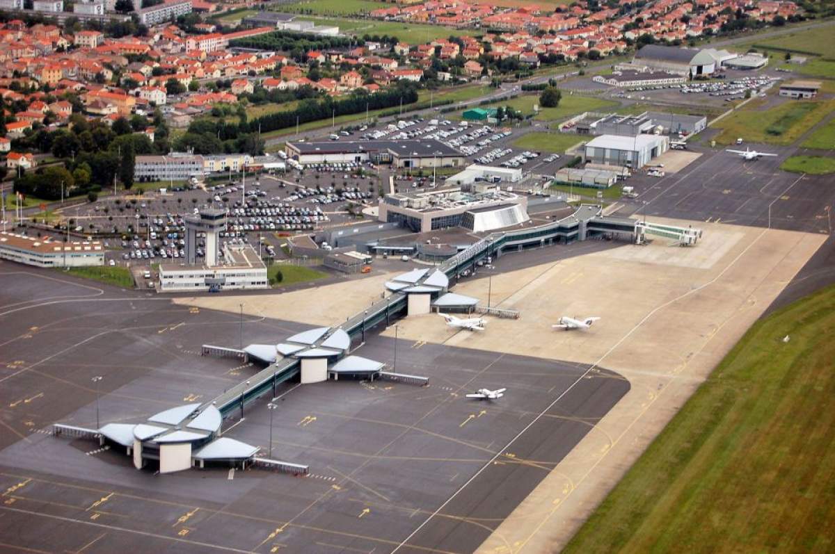 NEWS ALERT!!! Focuri de arme într-un aeroport! Un terminal întreg a fost evacuat