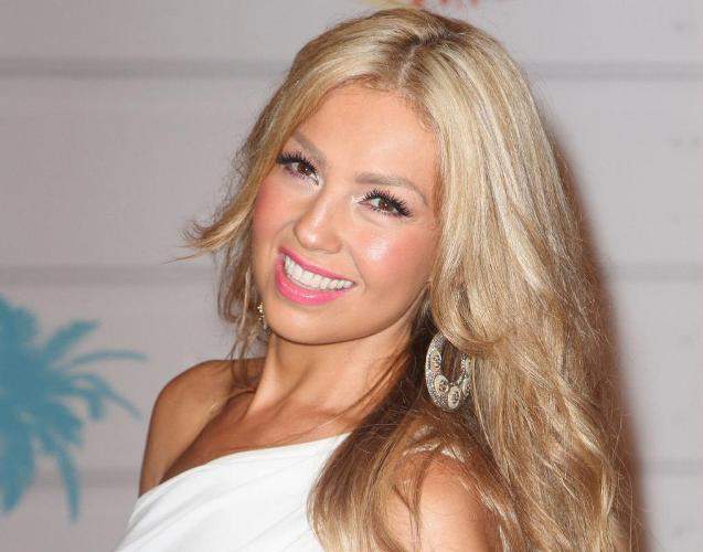 FOTO Thalia crează isterie printre fani! Artista şi-a schimbat radical look-ul!