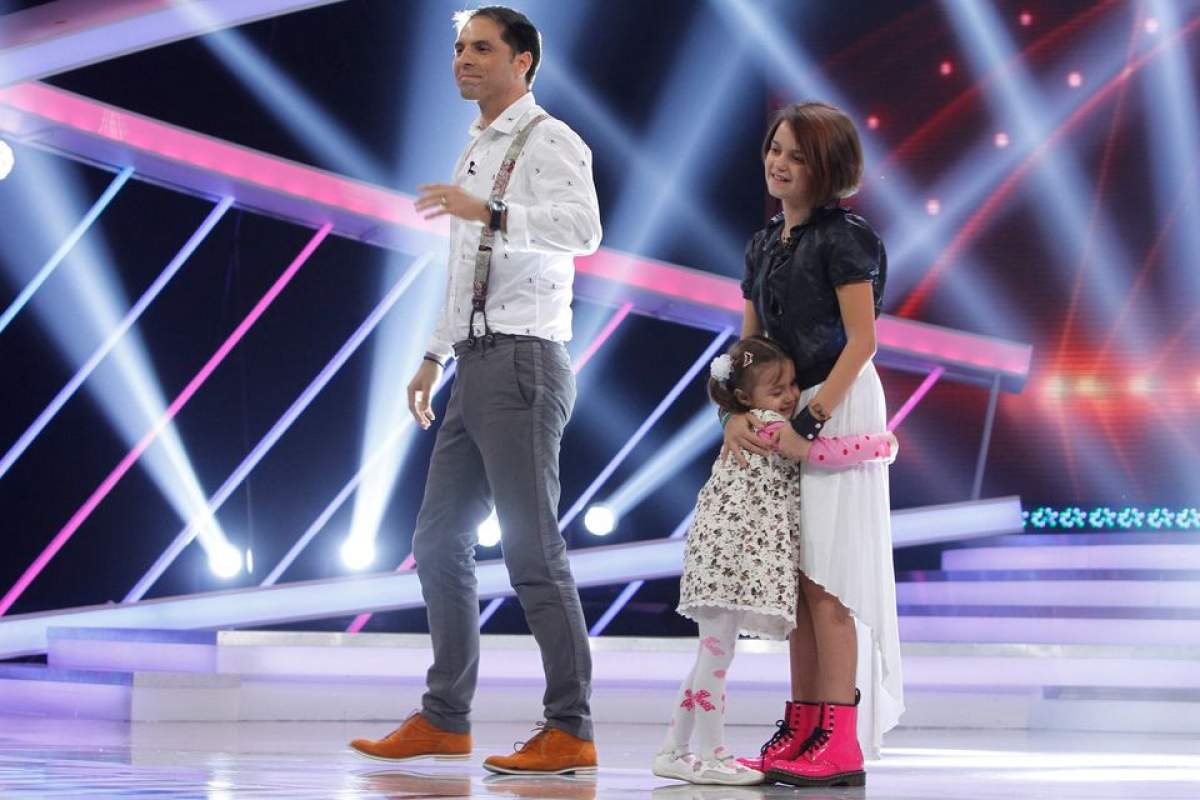 VIDEO Concurentă "Next Star" a ajutat o fetiţă să-şi recapete vederea! Cele două s-au întâlnit pentru prima dată! Lora a plâns de emoţie