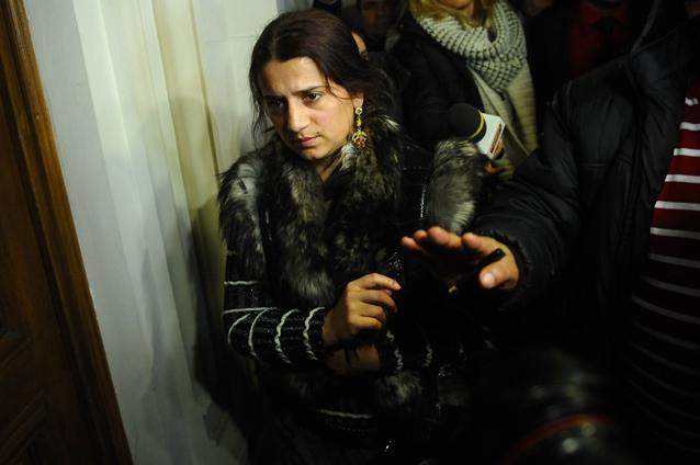 Vrăjitoarea Vanessa, către Sânzi şi Tonciu: "Un dement vrea să vă lege drumurile"