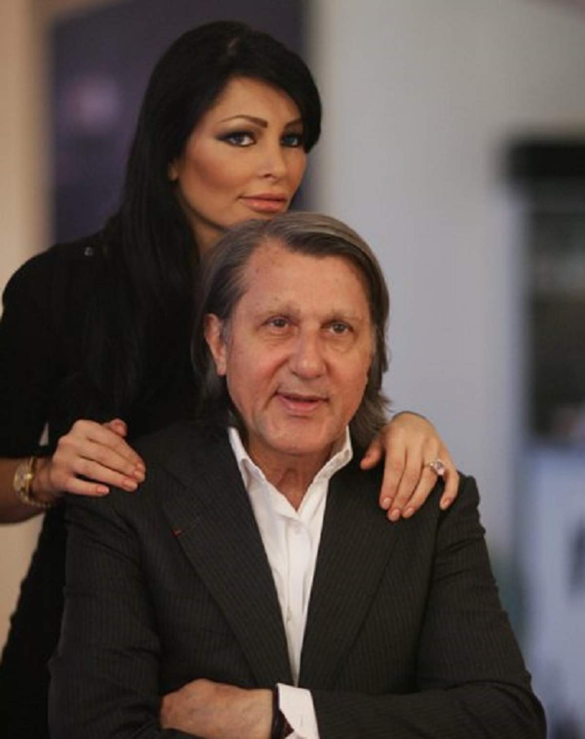 Ilie Năstase şi Brigitte, mai îndrăgostiţi ca niciodată! Cei doi amorezi au o lună de miere perfectă