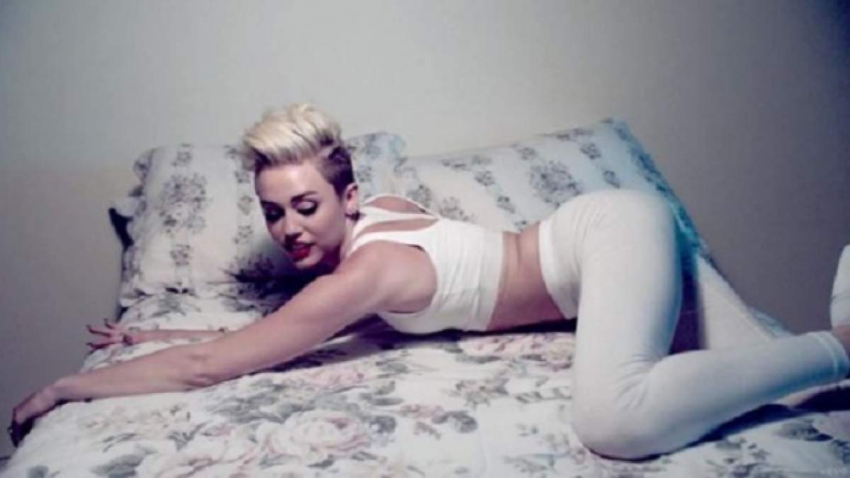 VIDEO Mai porno de atât se poate? Uite ce şi-a dorit Miley Cyrus de ziua ei