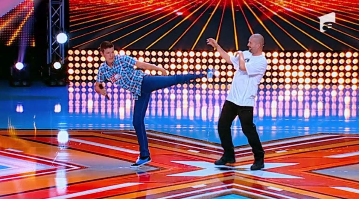 "X Factor", pe viaţă şi pe moarte! Bittman: "În sfârşit, prima scenă de violenţă din acest concurs" / VIDEO horror... de haios