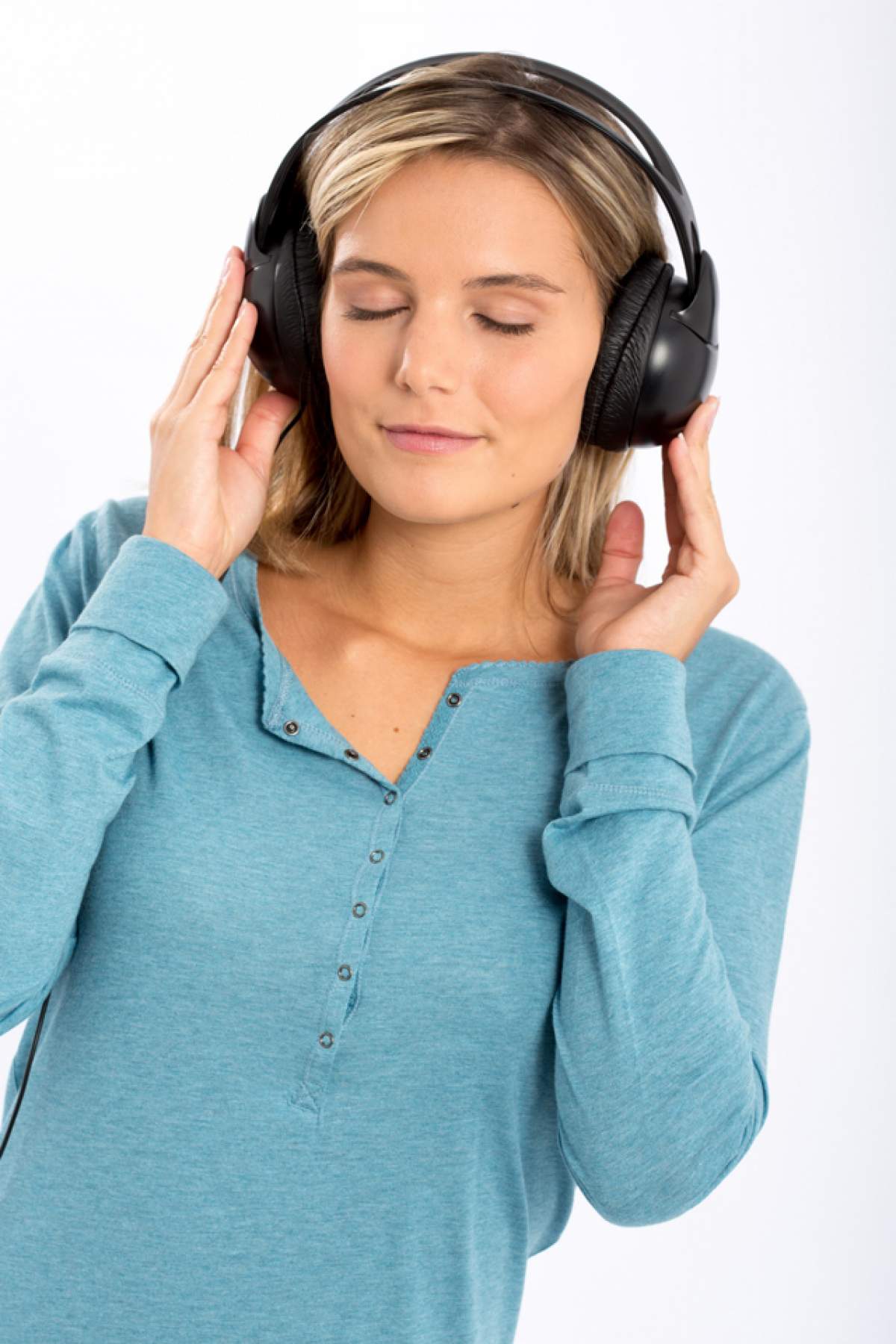 Muzica poate combate durerea de cap! Vezi ce melodii sunt recomandate