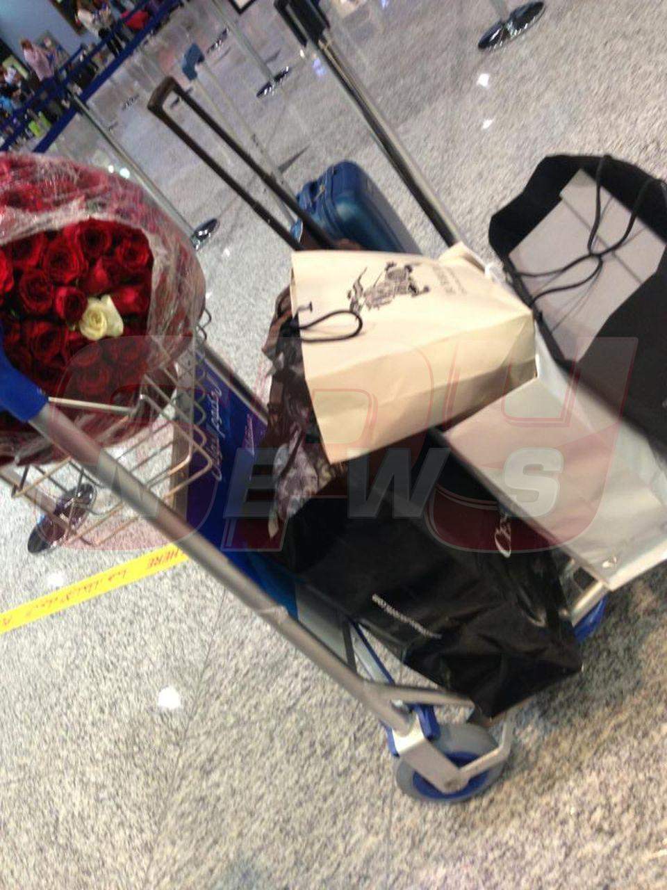 Imagini surprinse cu puţin timp în urmă. Bianca pe aeroportul din Dubai