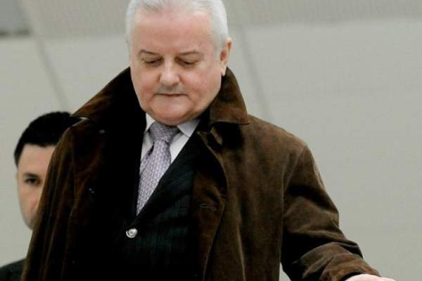 Irinel primea cadouri ca să toarne la Securitate