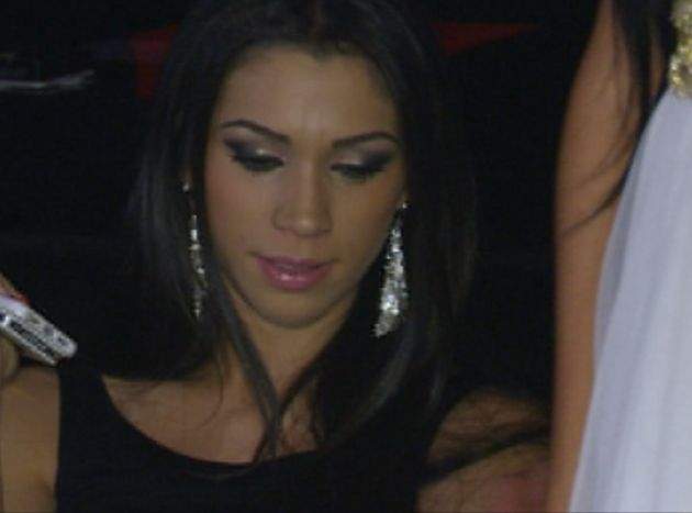 Cine i-a ţinut de urât toată noaptea? Raluca s-a distrat în club fără Pepe