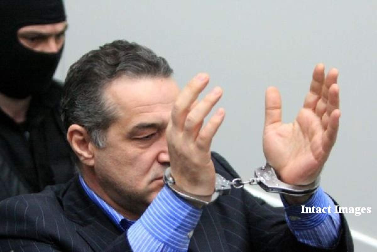 Gigi Becali a ajuns la Penitenciarul Rahova