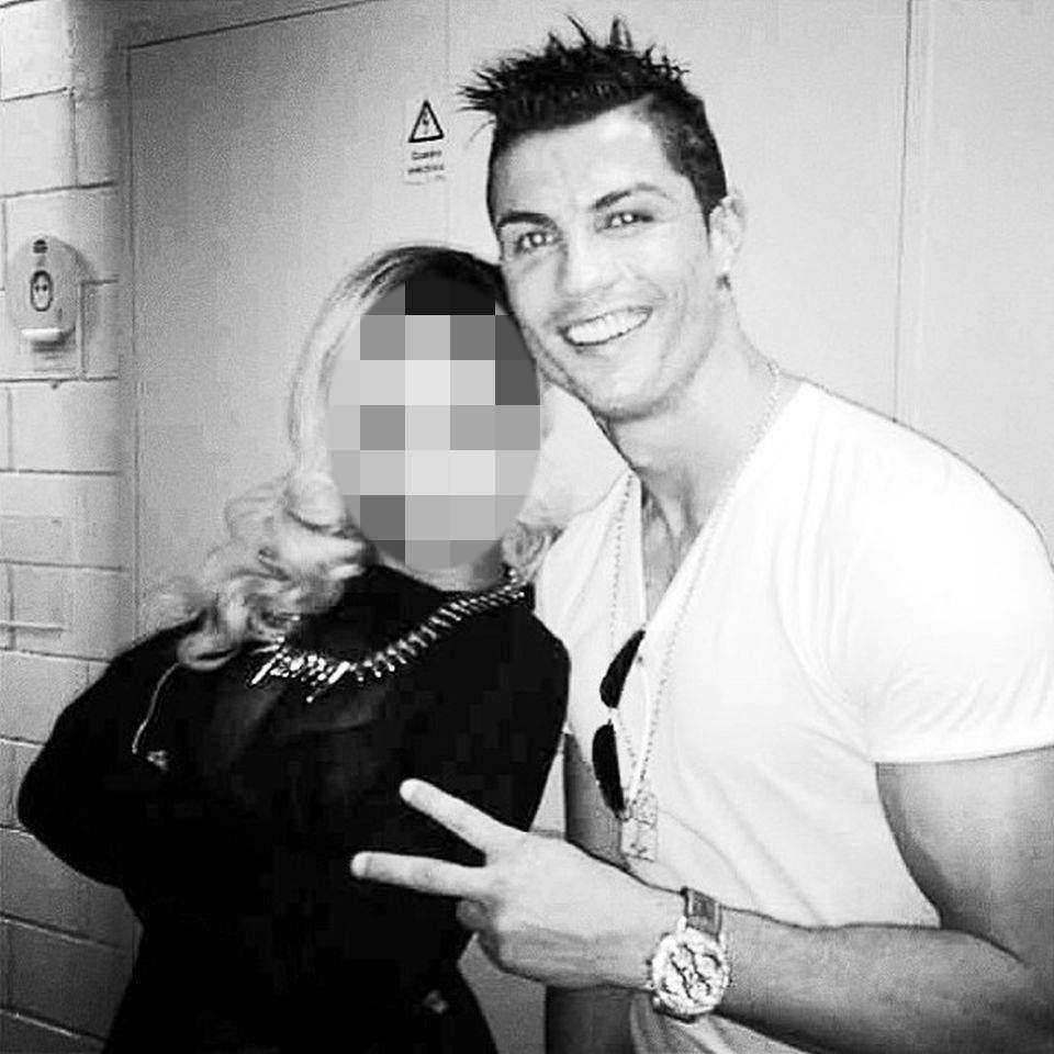 Cristiano Ronaldo a pus ochii pe o vedetă a muzicii. Vezi cine e norocoasa