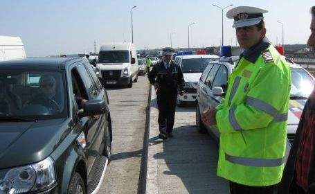 Un român a făcut aroganţa vieţii! Poliţiştilor nu le-a venit să creadă câns au văzut asta!