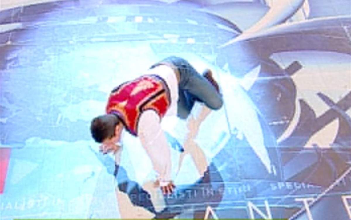 Mircea Badea, aşa cum nu l-ai mai văzut! Dansează breakdance şi face sfoara ca nimeni altul / Video de senzaţie