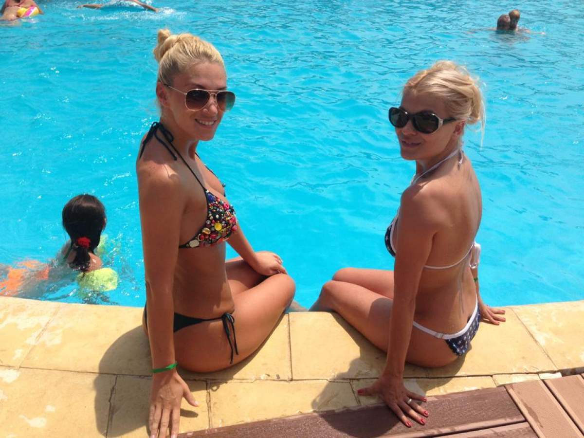 Două staruri porno, prea sexy la piscină! / Foto