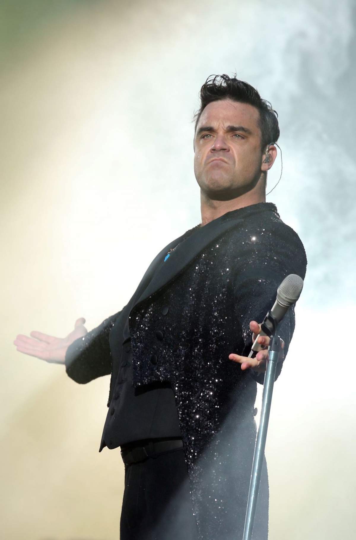 Robbie Williams şochează: "Am să-i cumpăr cele mai bune droguri fiicei mele!"