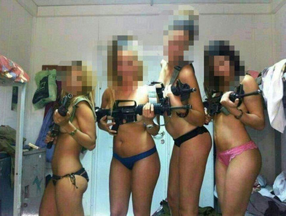 Dezmăţ cu femei dezbrăcate în armata israeliană! Imaginile astea au înfuriat milioane de oameni / Galerie foto
