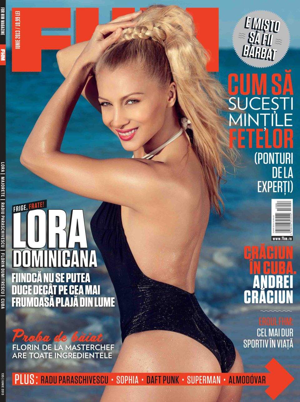 Lora, noua bombă sexy a României! Cântăreaţa a pozat topless, pe nisipul fierbinte, nu mai e o fată cuminte / Galerie foto incendiară