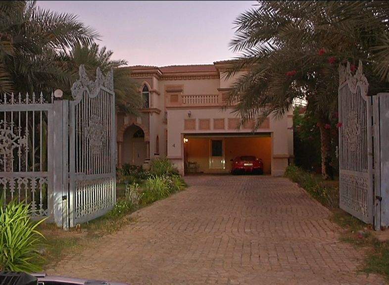 Ramona Gabor, tratată ca o regină în Dubai! Vedeta vorbeşte, în premieră, despre viaţa de lux şi iubitul arab care i-a pus lumea la picioare / Galerie foto exclusivă