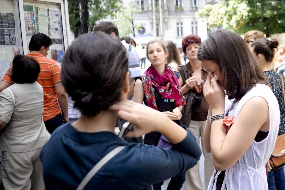 Poezia le-a întunecat minţile. Vezi aici cum s-au descurcat elevii la proba scrisă la Limba Română!