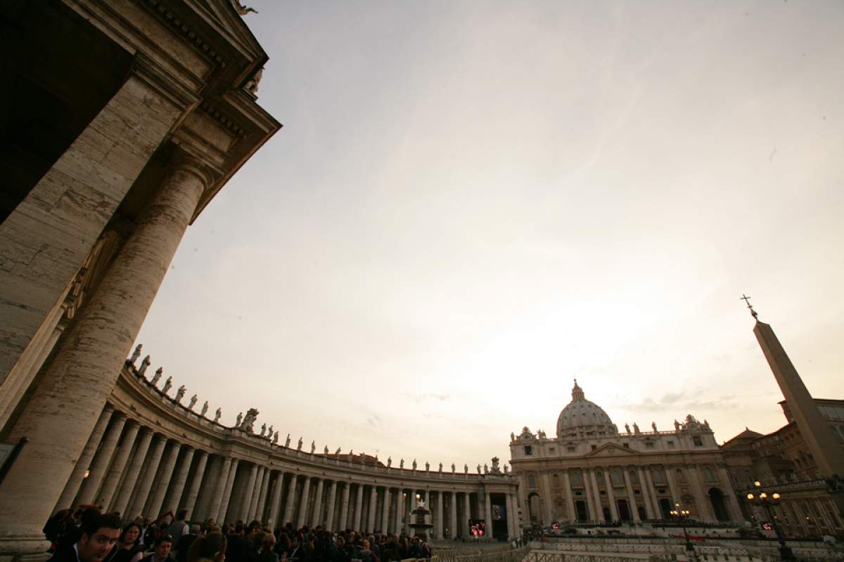 Se clatină Sfântul Scaun de la Vatican ?