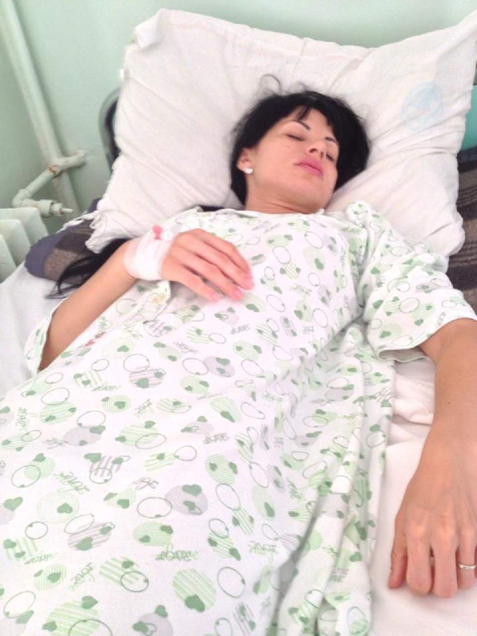 Exclusiv! Primele declaraţii ale Roxanei Marinescu după operaţie: „Nici nu mă pot ridica din pat”