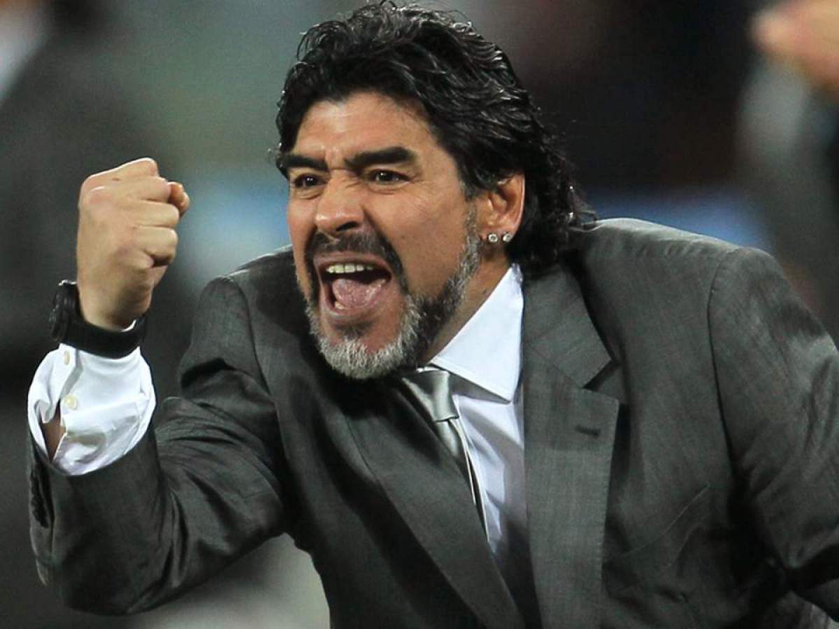 Maradona nu mai vede viaţa cu ochi buni! Vezi ce s-a întâmplat!
