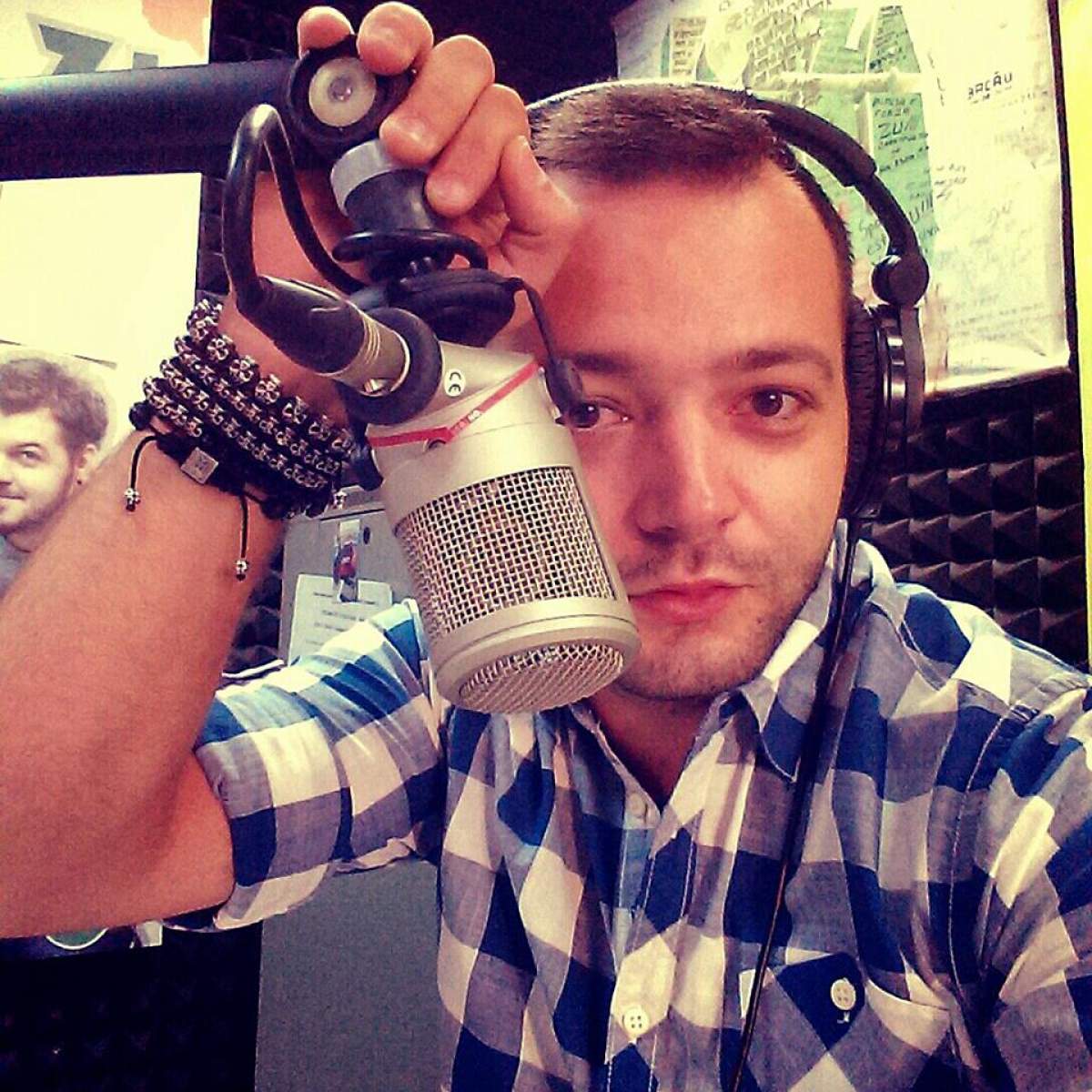 Mihai Morar e "bini di tăt"! Uite ce face omul de radio în prima zi de vacanţă!