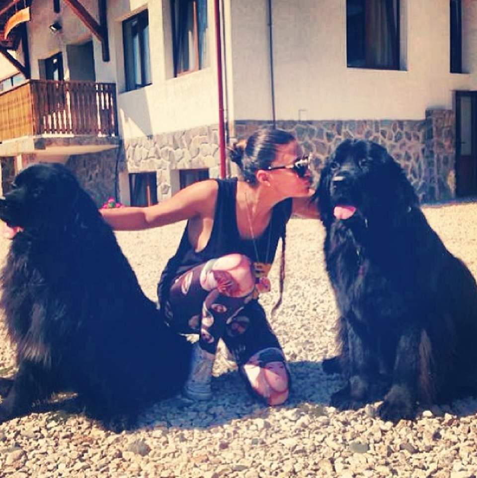 Uite pe cine pupă Antonia! Oare Velea ce părere are?