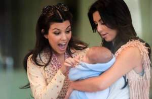 Kim Kardashian adoră bebeluşii. Vezi aici imaginea care face cât o mie de cuvinte